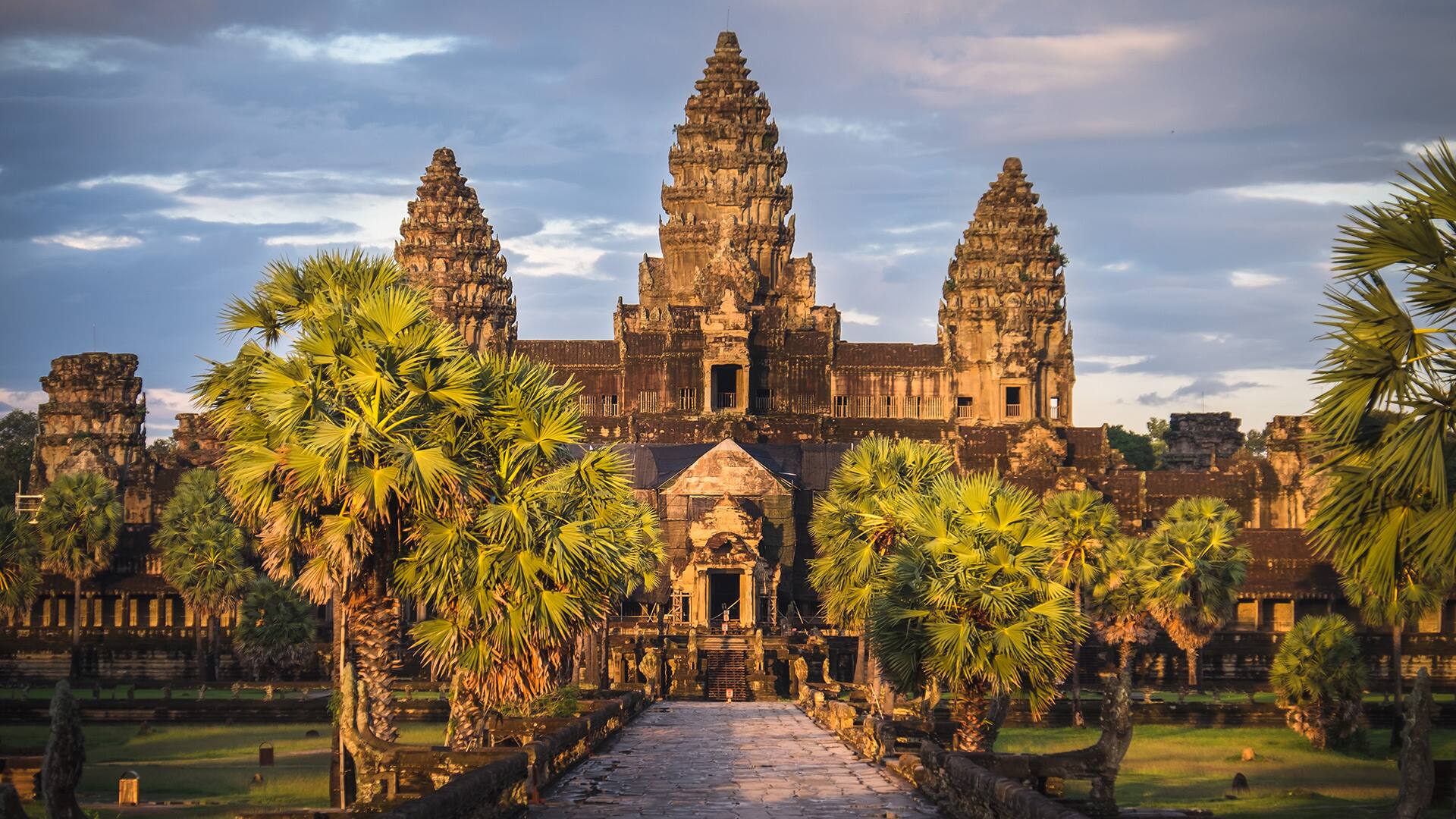 HERITAGE & LANDMARKS 1: Angkor wat