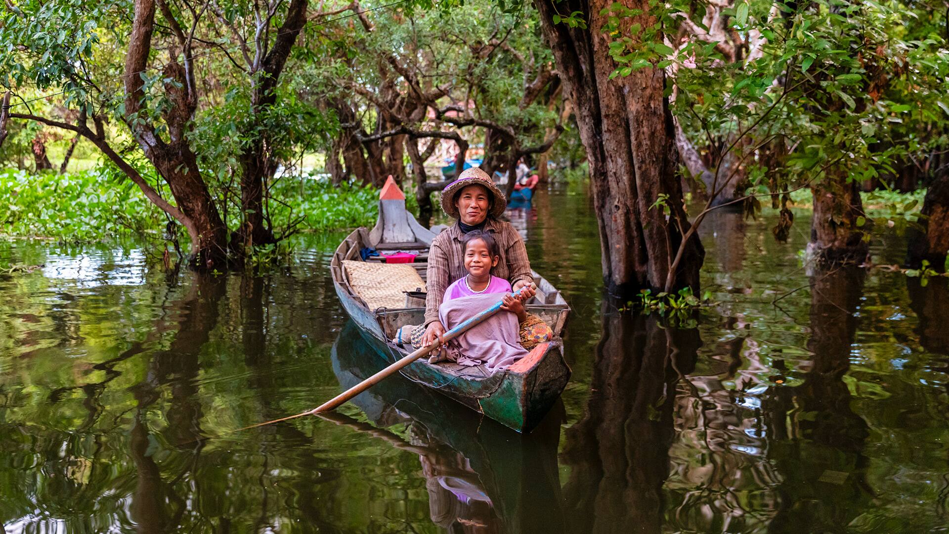 WILDLIFE & NATURE 2: Boat ride in Tonle Sap Lake