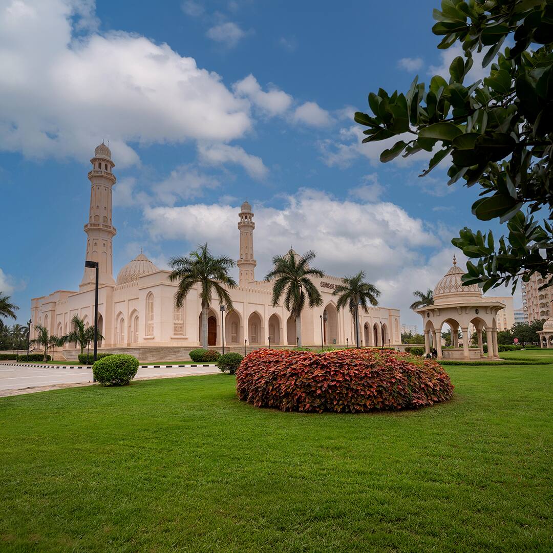 Sultan Qaboos mosque, Salalah, Oman 