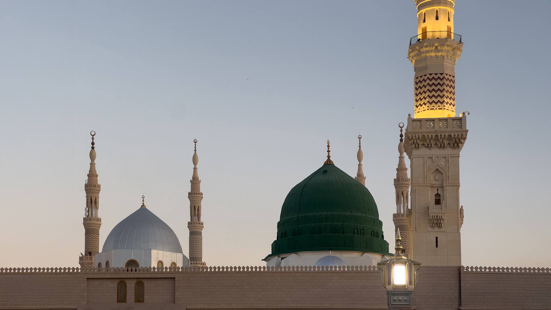 Al-Masjid An-Nabawi, Medina, Saudi Arabia 