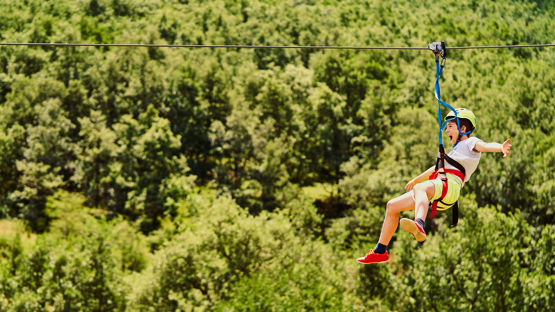 adventure-and-eco-escapes-3-zipline-in-banto-royo-gi