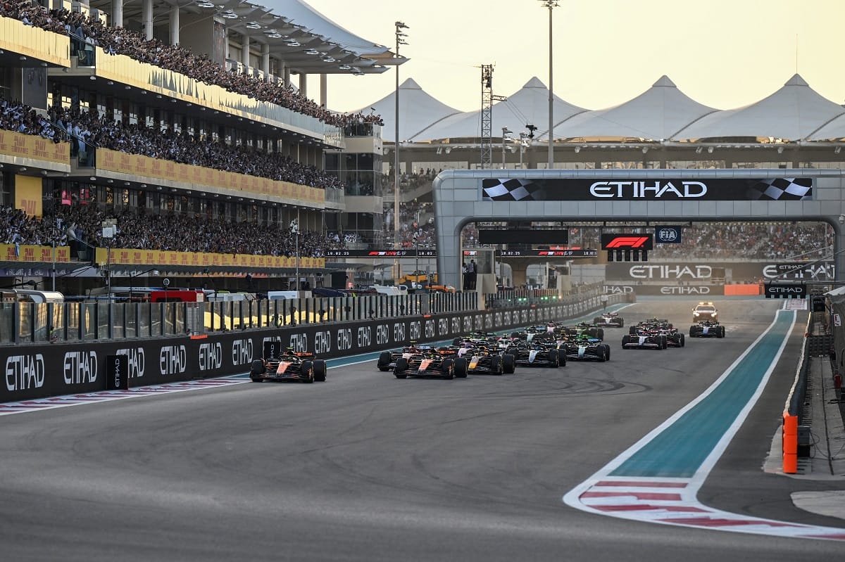 一级方程式(Formula 1™) - 2025 年阿布扎比大奖赛| 阿提哈德航空