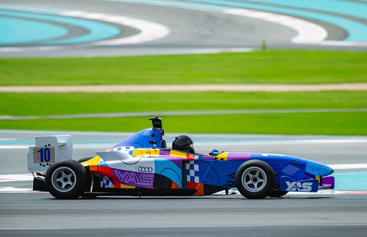 Formula YAS 3000