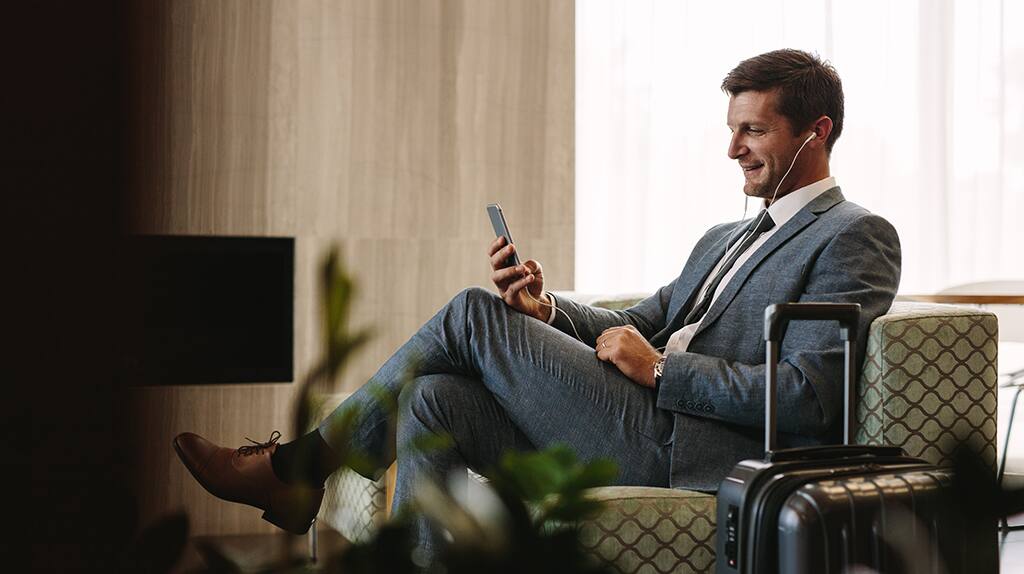 Complimentary lounge access