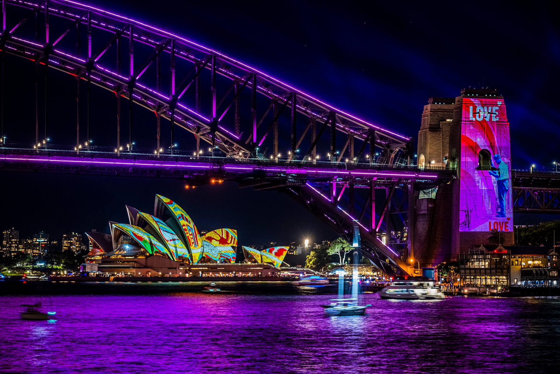 view of the exterior of the art gallery of new south wales in sydney with blue sky behind it