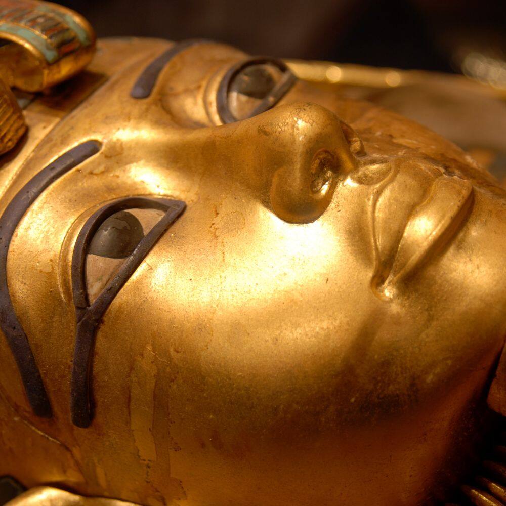 mask of tutankhuman the egyptian pharaoh cairo egypt 