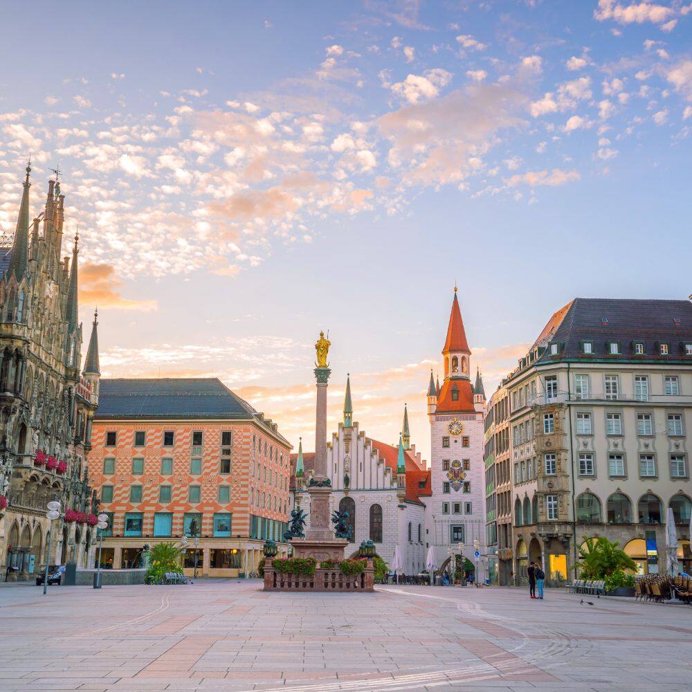 marienpltaz square in munich with old city hall