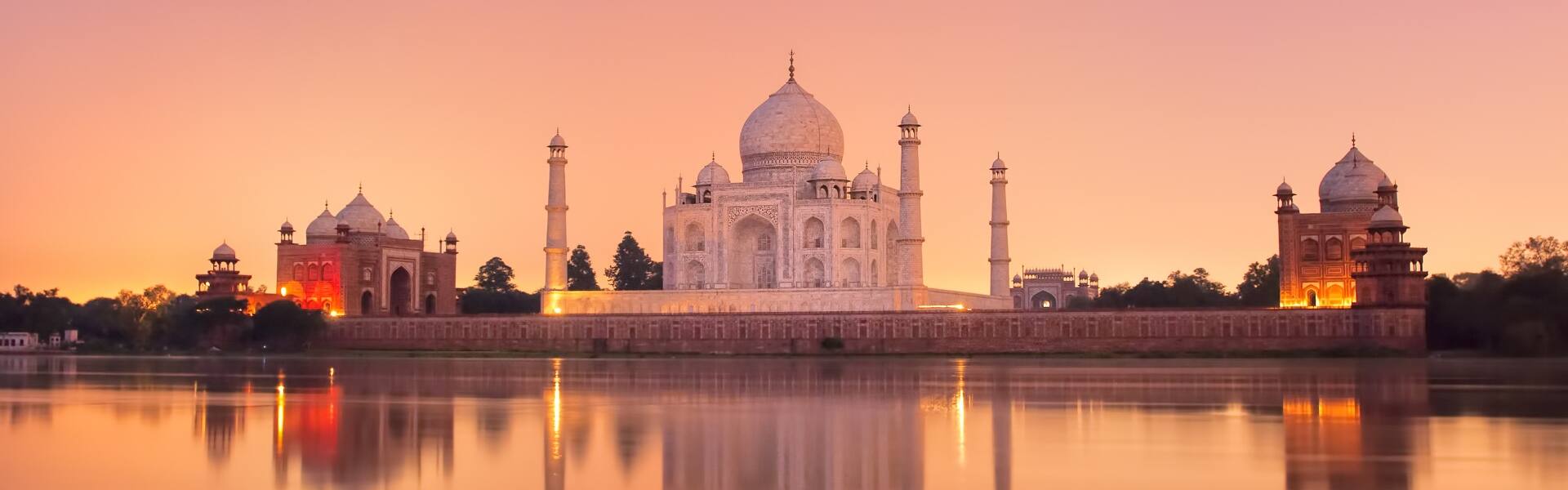 pink skies and taj mahal in india