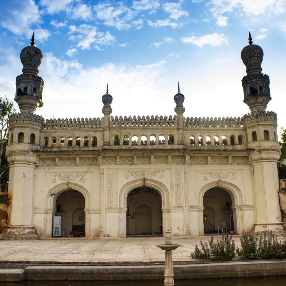the paigah tombs in hyderabad