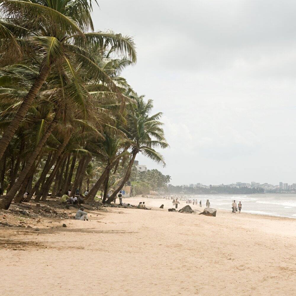 sandy beach in mumbai