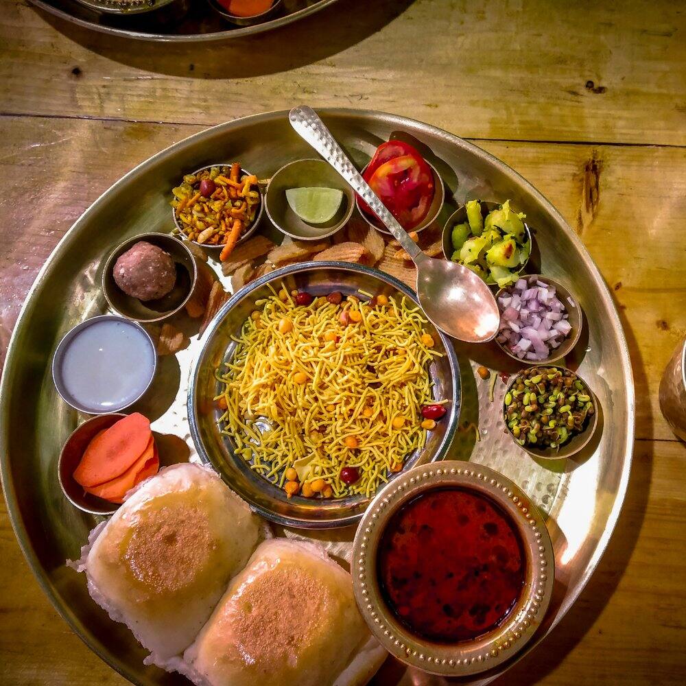 traditional food from mumbai