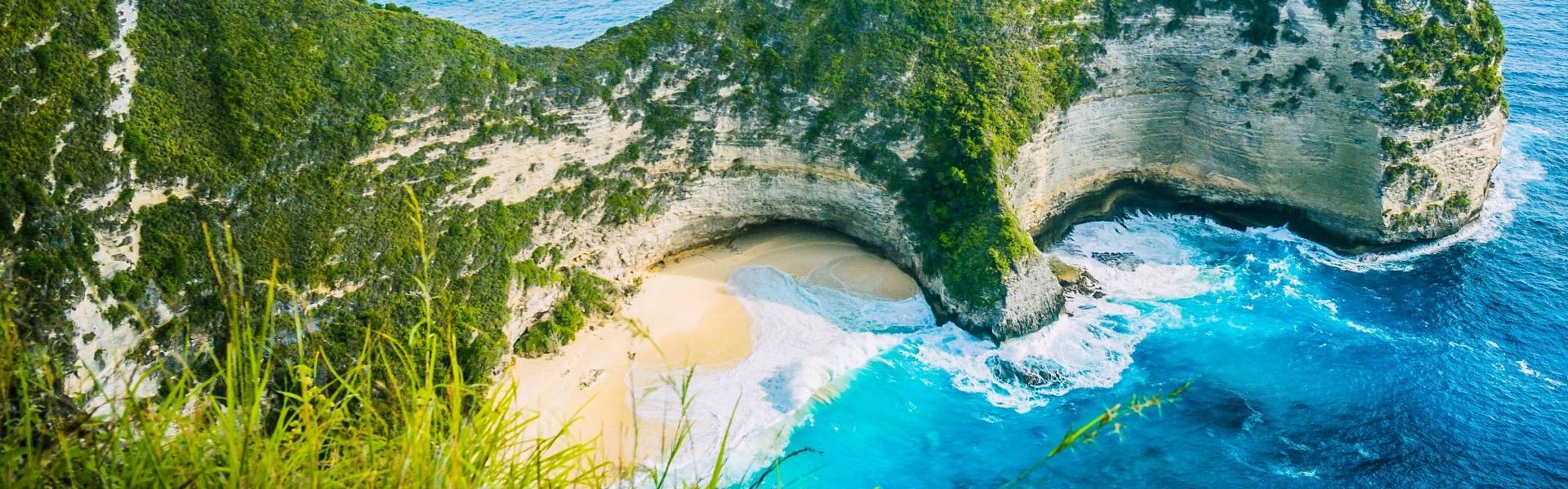 view of manta bay in bali indonesia