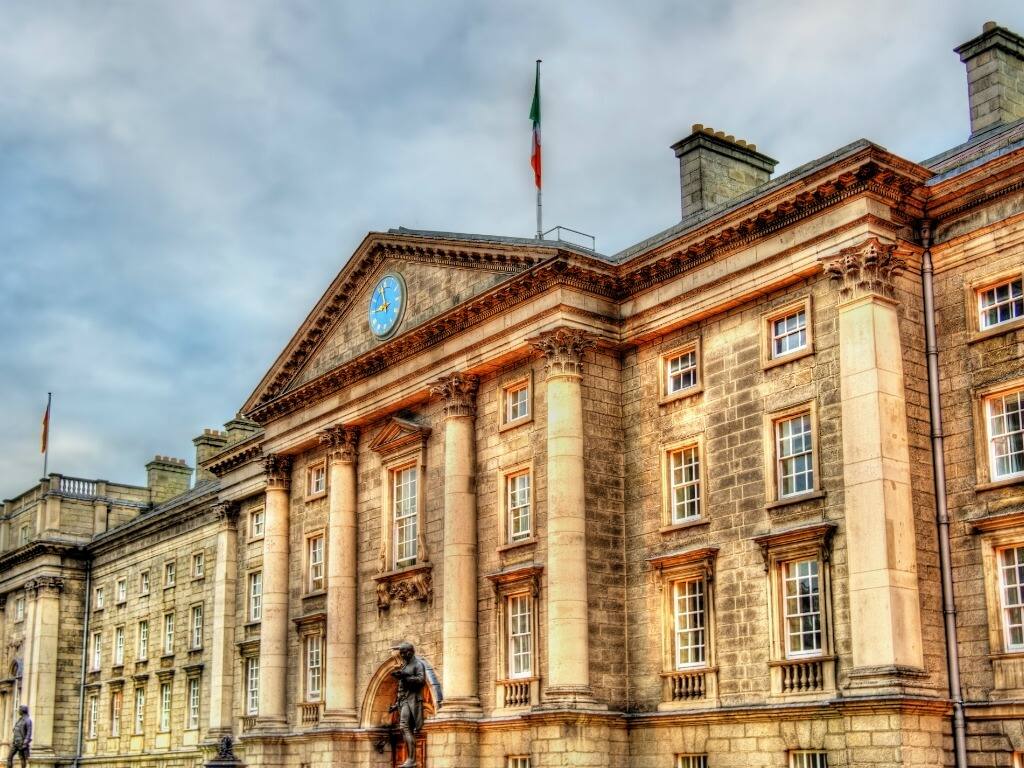 exterior of trinity college dublin