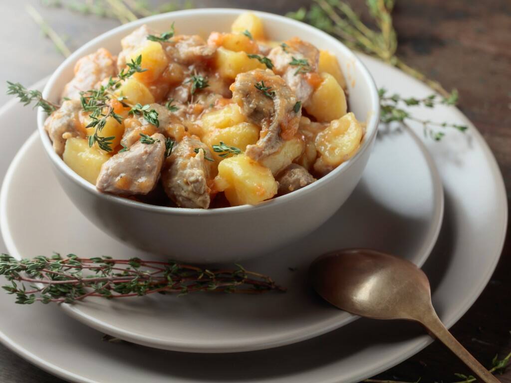 bowl of creamy irish stew