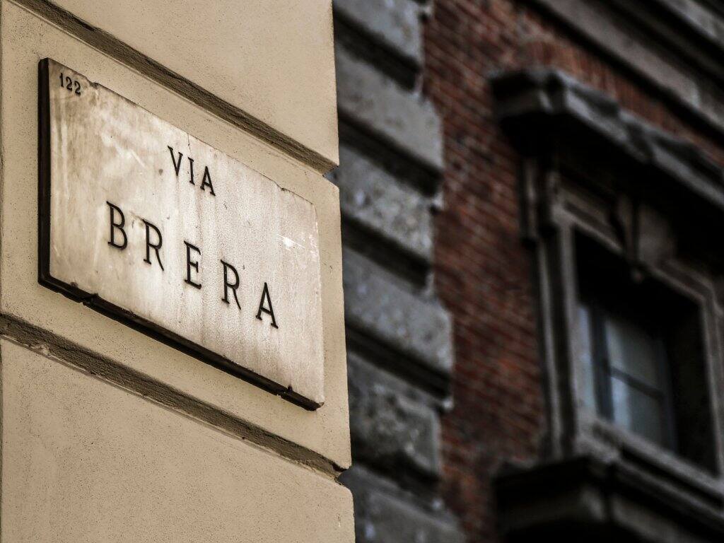 milan brera district sign