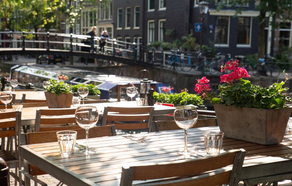 Book Flights To Amsterdam Ams Etihad Airways