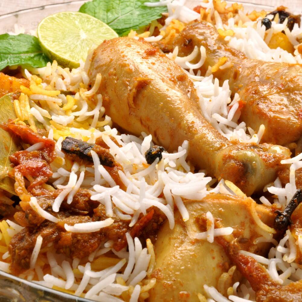 local pakistan cuisine curry and rice