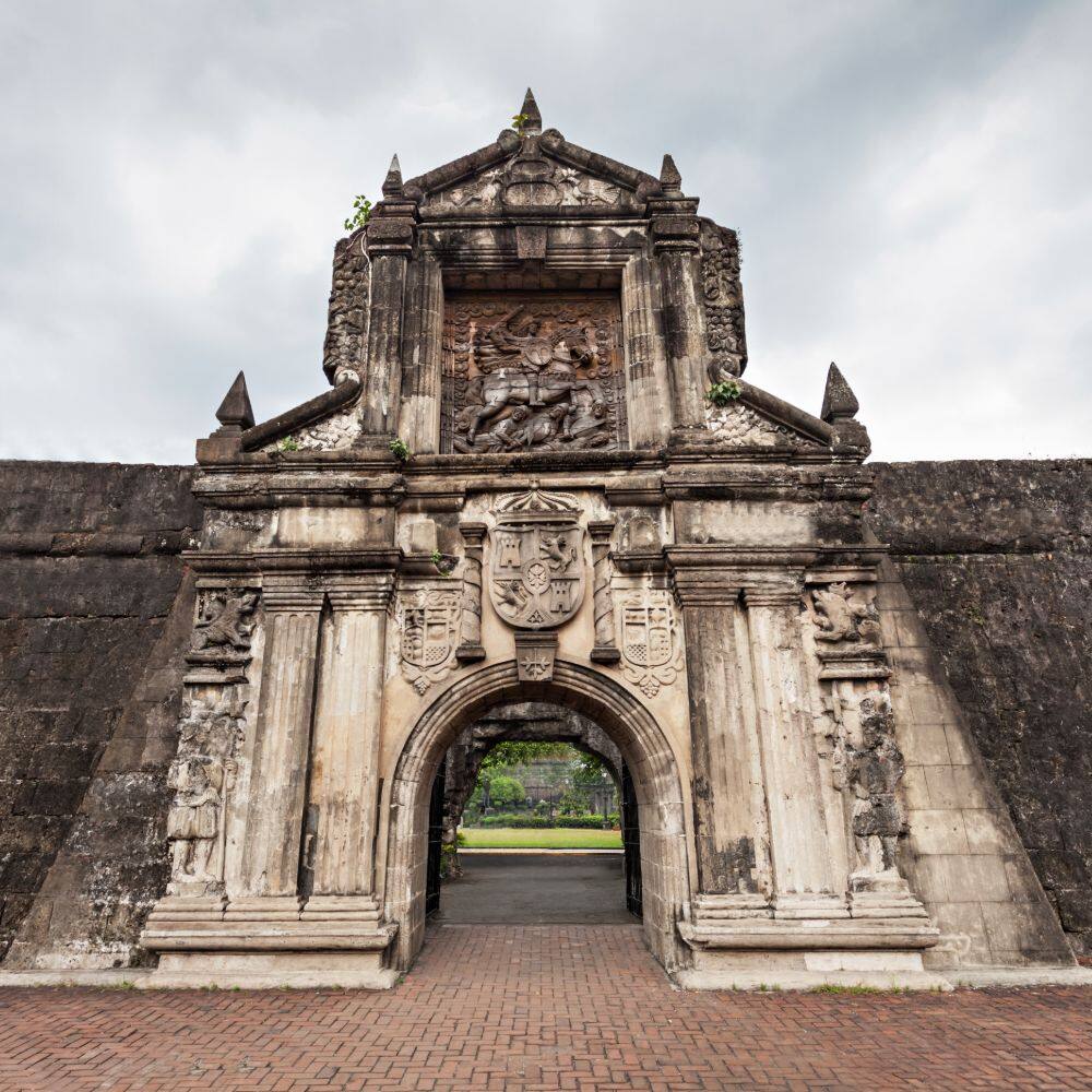 entrance of fort santiago in manila