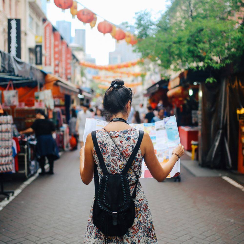 woman in chinatown singapore 