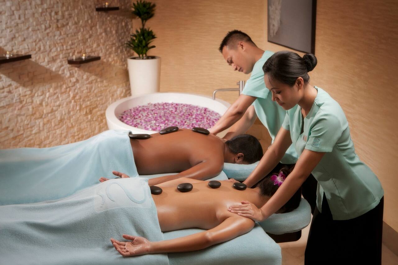 couples hot stone massage