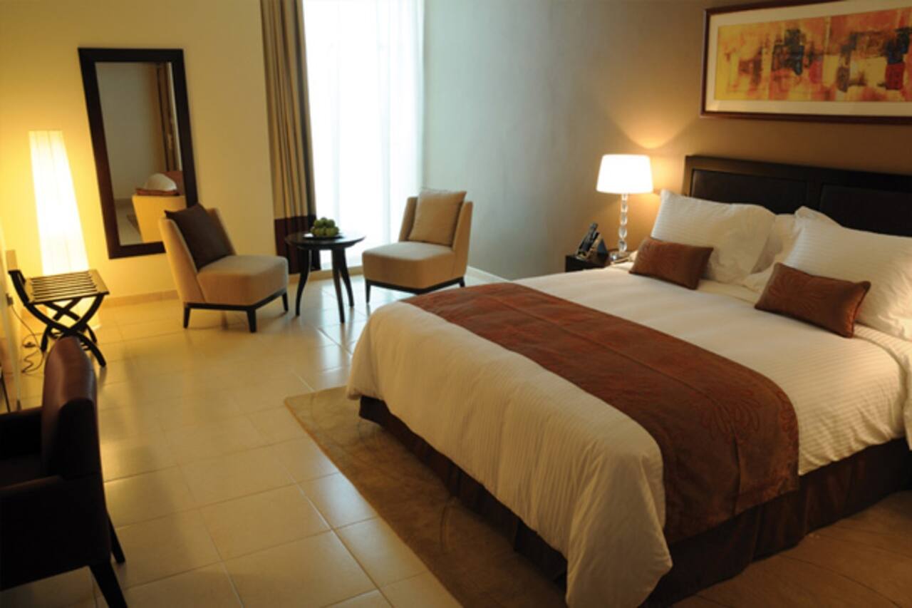 one to one hotel room