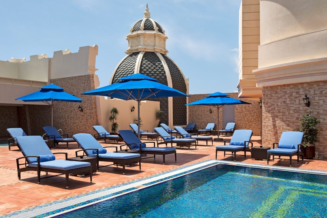 royal rose sun lounger