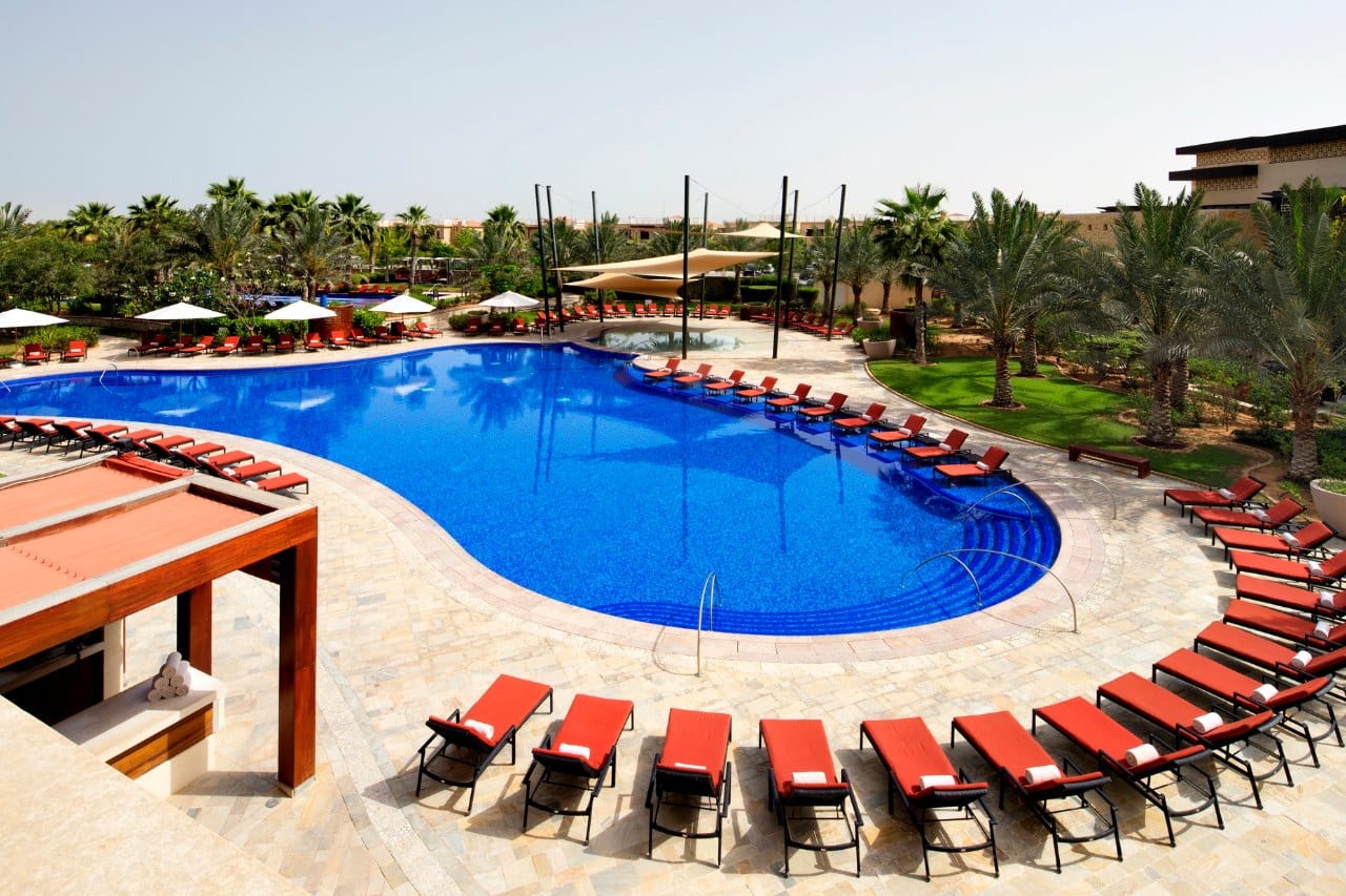 westin hotel swimming pool abu dhabi