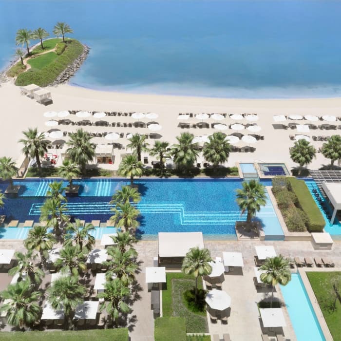 fairmont al bahr hotel