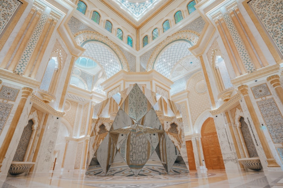 interior of qasr al watan 
