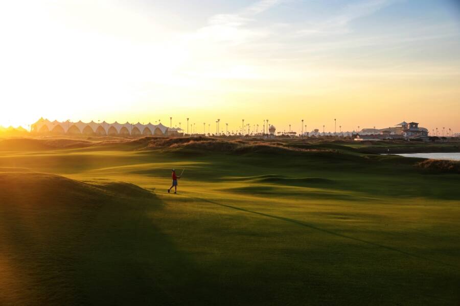 sunset at yas links abu dhabi golf course