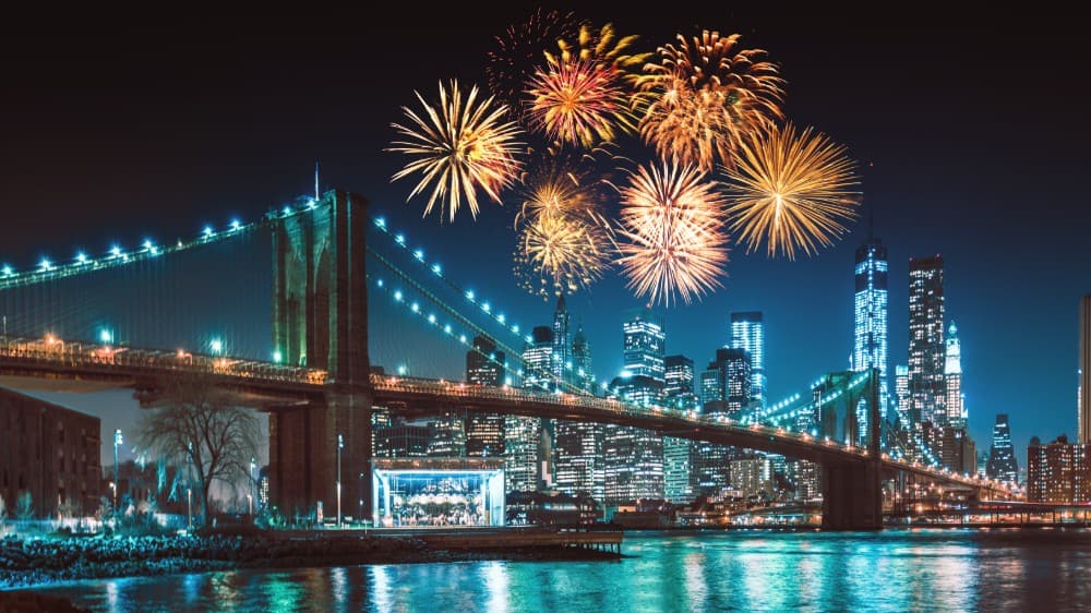 fireworks over brooklyn bridge usa