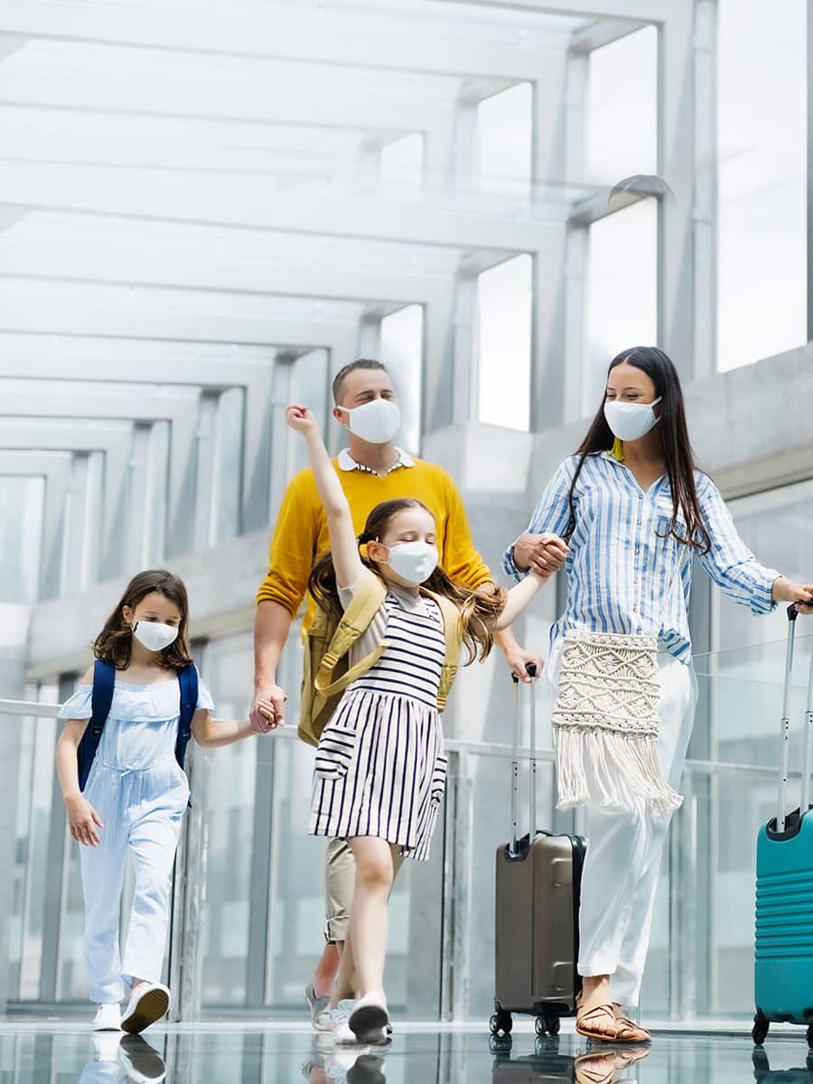 family-airport-travel-facemask