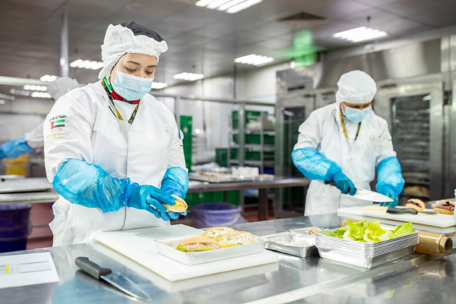 eas-catering-chefs-preparing-food-boxes-for-humanitarian-distribution-sm.jpg