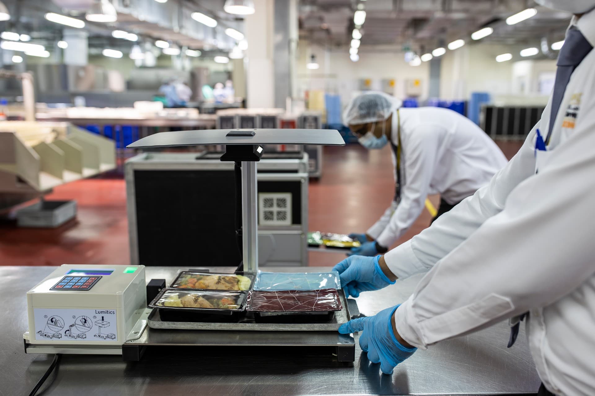 Etihad Airways teams up with Lumitics to reduce inflight food wastage