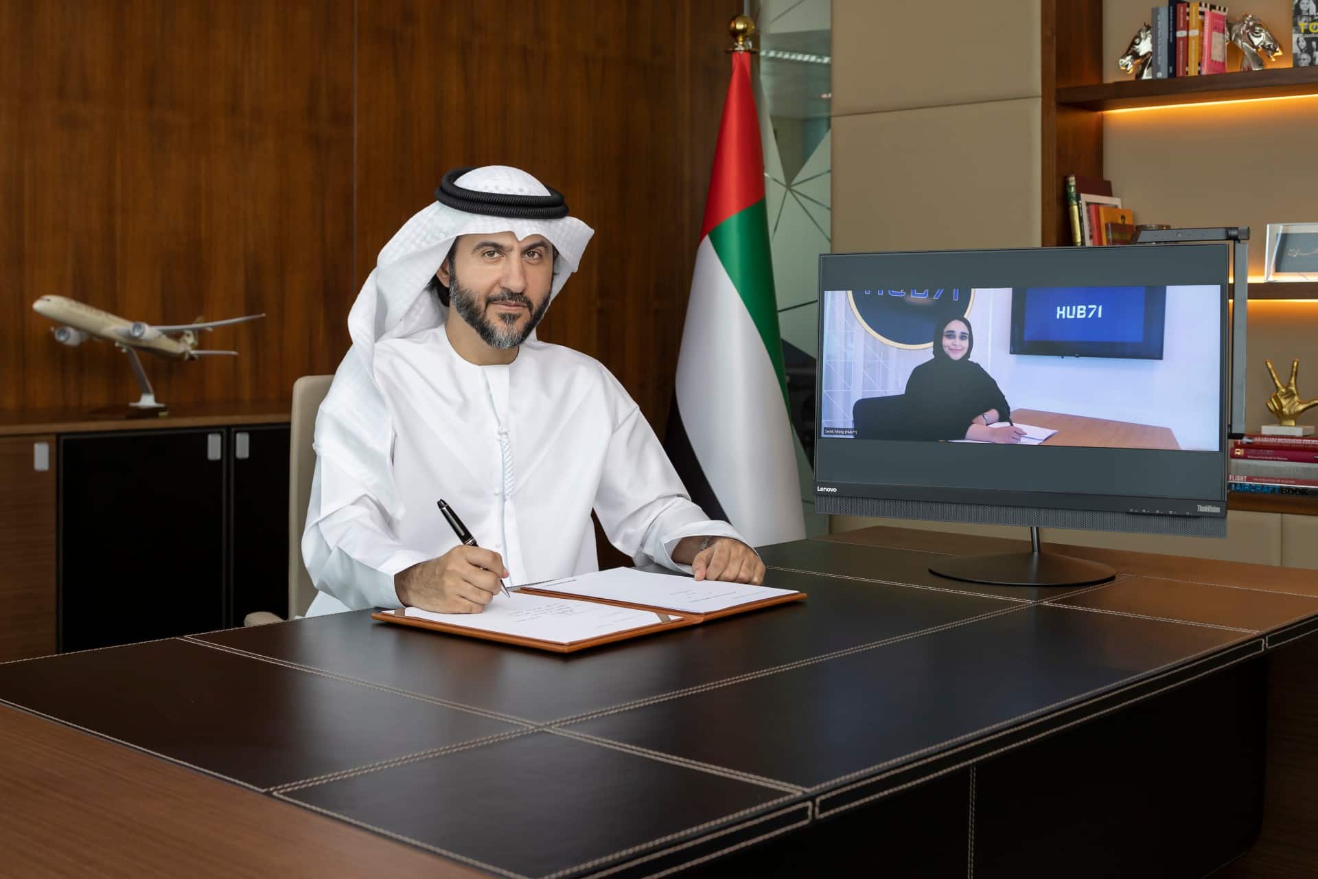 Etihad Airways and HUB71 sign MOU to boost global tech ecosystem in Abu Dhabi