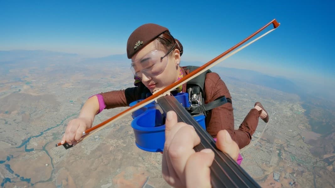Watch – how Etihad Airways did the impossible: a mid-air orchestra in skydiving stunt