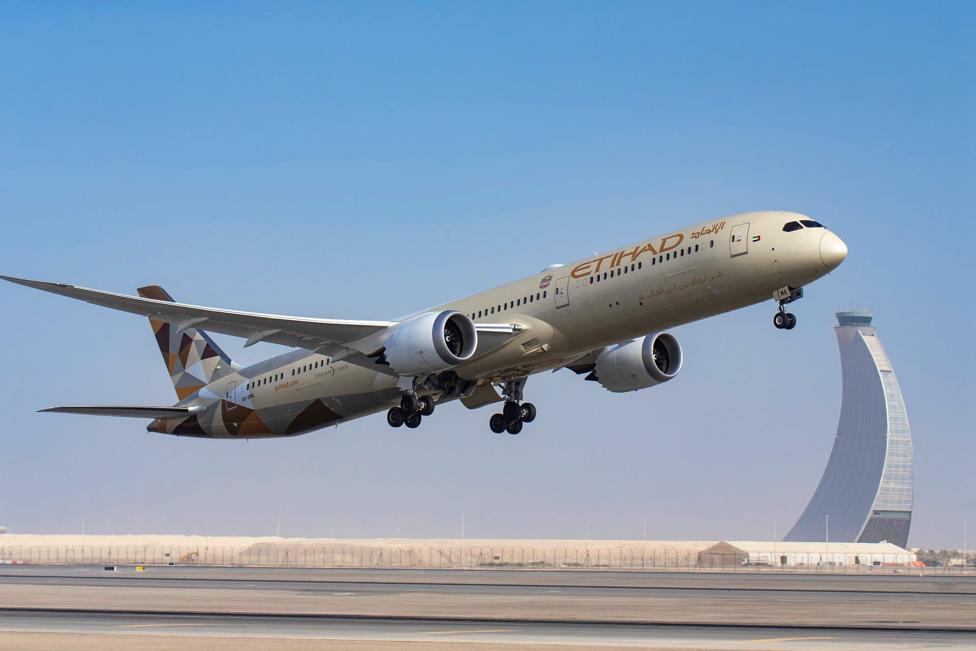 Etihad Airways accelerates transformation plan to mitigate impact of  pandemic