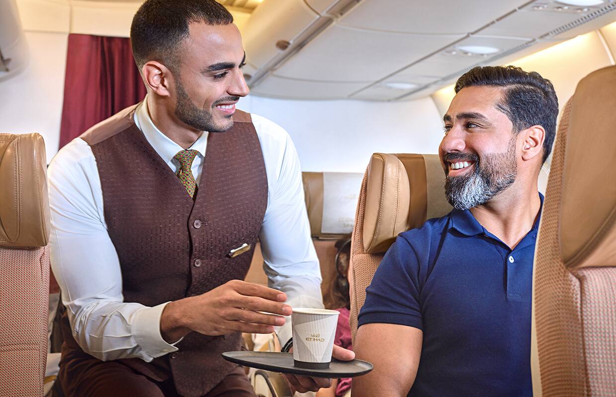 使用阿提哈德常旅客里程预订航班 - 阿提哈德航空