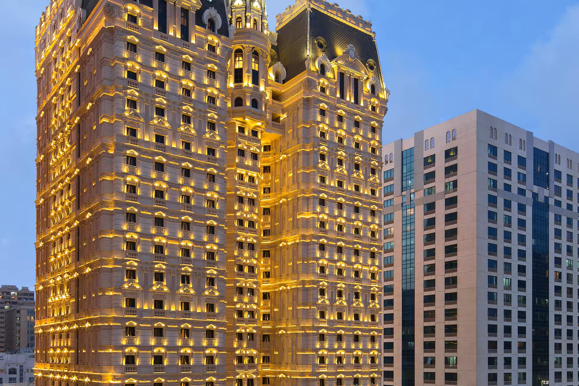 Royal Rose Hotel